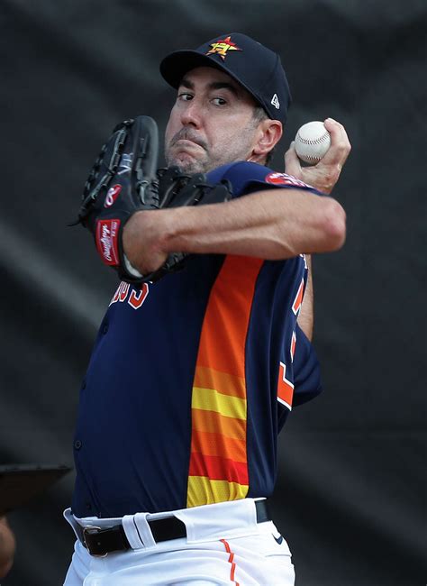 Astros Justin Verlander Leaves Spring Game With Triceps Soreness