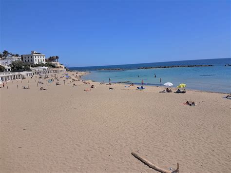 Santa Marinella Feiner Sandstrand Im Latium Strandbewertung Und Fotos