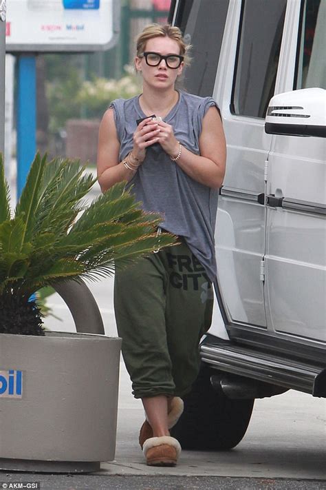 Fresh Faced Hilary Duff Steps Out In Oversized Top And Cosy Slippers As She Runs Errands In Los