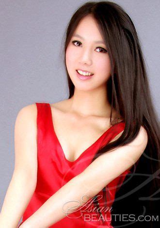 Asian Member In Dating Profile Wanling From Shenzhen 36 Yo Hair