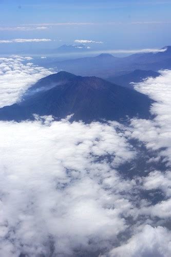 Onboard Garuda Gunung Chrisinno Flickr