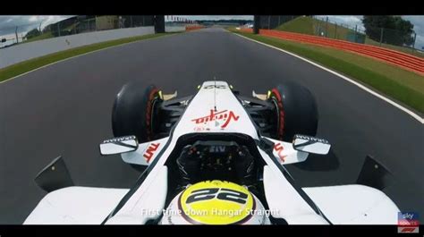 VIDEO Jenson Button a piloté à Silverstone la Brawn GP championne du monde Brawn