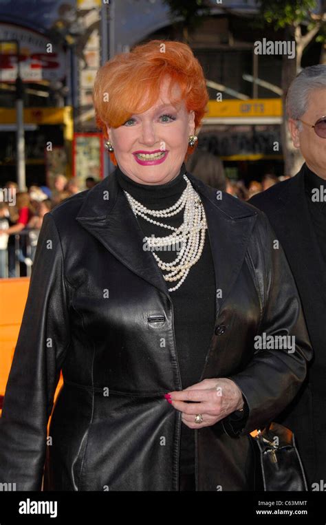 Ann Robinson At Arrivals For War Of The Worlds Premiere Graumans Chinese Theatre Los Angeles