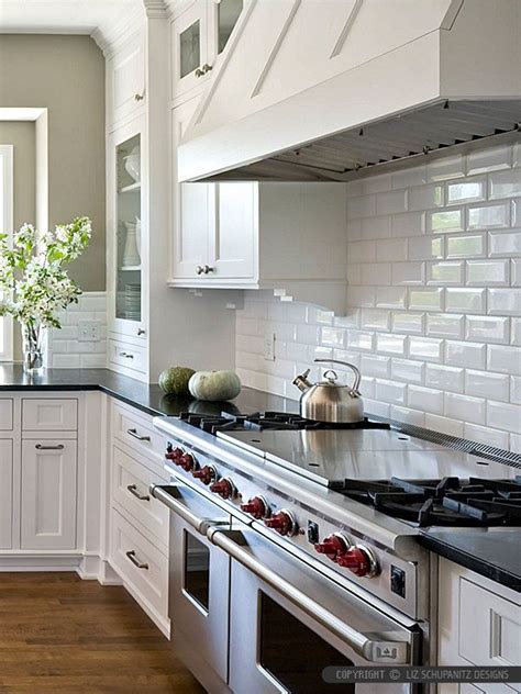 10 White Subway Tile Backsplash With White Cabinets