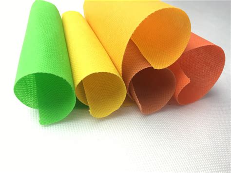 Soft Polypropylene Spunbond Nonwoven Fabric Disposable Directly Sale