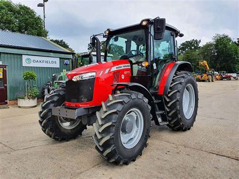 2018 Massey Ferguson 5711 Dyna 4 4wd Tractor Oakfields