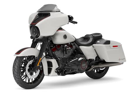 New 2021 Harley Davidson Cvo Street Glide Great White Pearl