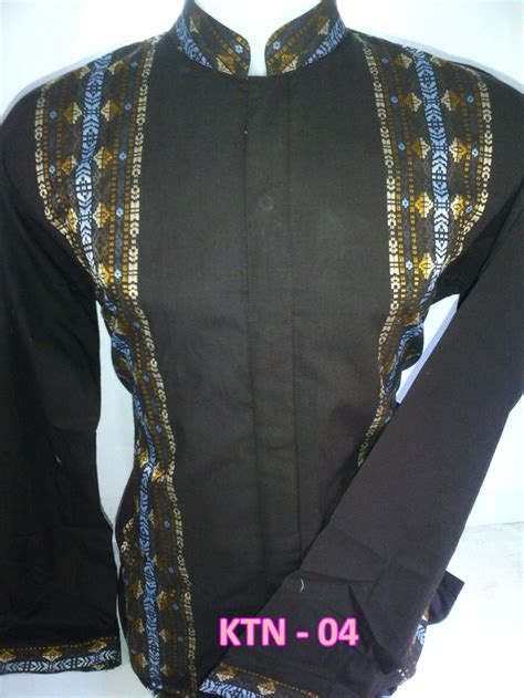 Model baju batik kombinasi anggun. Model Baju Batik Lengan Panjang Cowok Terbaru | Cantik Kekinian