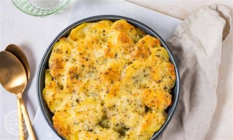 Broccoli Ovenschotel Met Aardappelschijfjes FoodQuotes