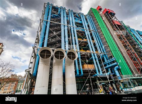 Pompidou Centre Pipes Ducts Hi Res Stock Photography And Images Alamy