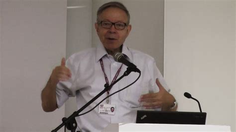 חדרי הלידה בשערי צדק הם חדישים ומרווחים. Prof. Jacob Rowe פרופ' יעקב רואו, המרכז הרפואי שערי צדק ...