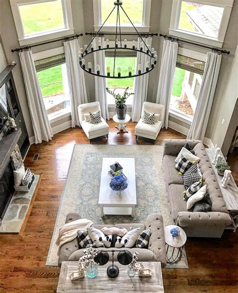 Finding the perfect layout for your living room maiden home. Instagram Interior Design - Home Bunch Interior Design