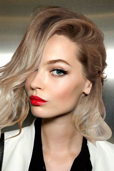 Awesome Red Lipstick Tips And Tricks Every Lady Should Know
