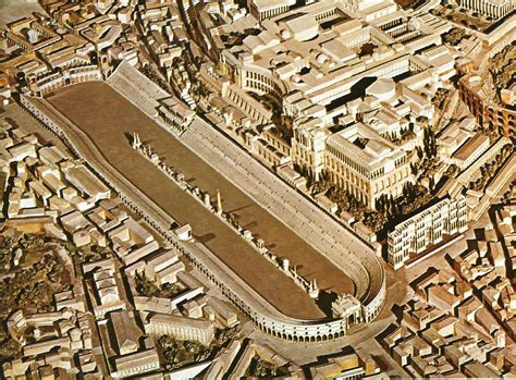 História Mundi Como era e como está o Circo Máximo de Roma