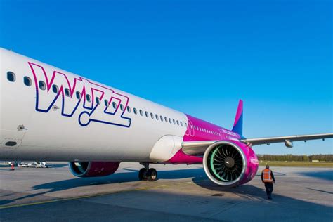 Wizz Air Met Airbus A321neo Op Eindhoven Up In The Sky