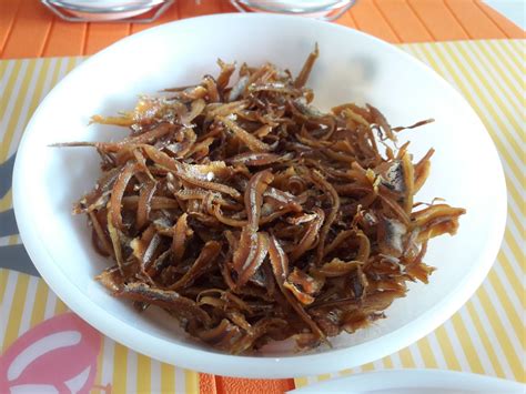 Mungkin boleh cuba kurang kan sikit pedas tu. Ceritera FLK: Nasi Lemak Sambal Kerang