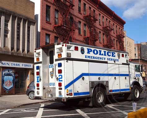 Nypd Ess Emergency Service Squad 2 Truck Harlem New York Flickr