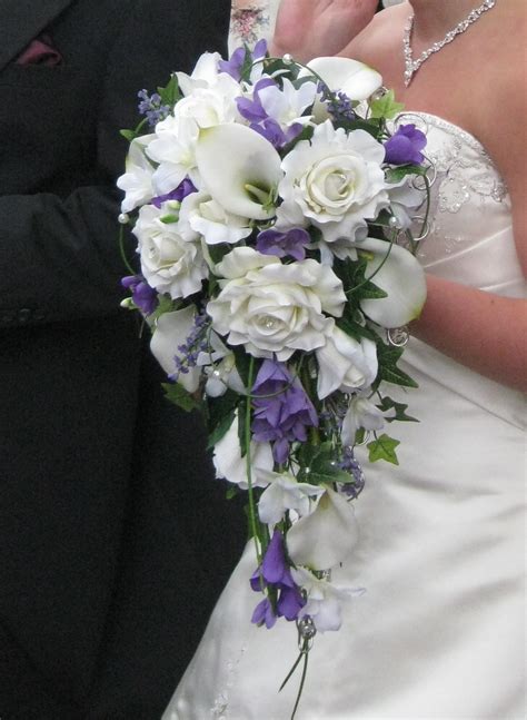 Looking For An Alternative To Fresh Flowers For Your Wedding Laurel