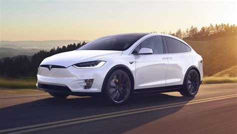 Tesla Non Solo Successi Richiama 9500 Unità Di Model X E Model Y La