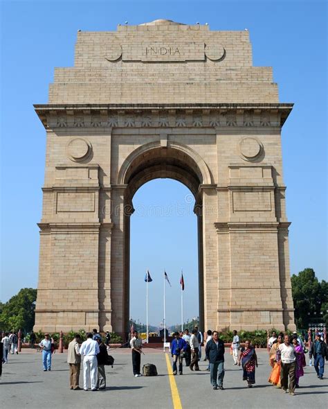 India Gate Stock Image Image Of Tour Door Delhi Vertical 5852493