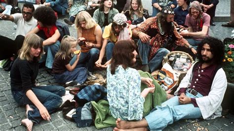 Hippie Là Gì Tìm Hiểu Về Phong Cách Thời Trang Hippie Onoff