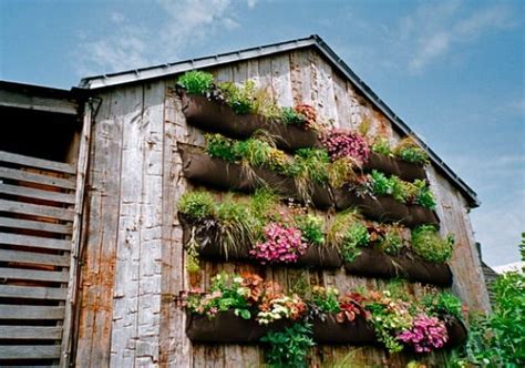 Includes home improvement projects, home repair, kitchen remodeling, plumbing, electrical, painting, real estate, and decorating. GO GREEN TIP #99: How To Make A Do It Yourself Vertical Garden