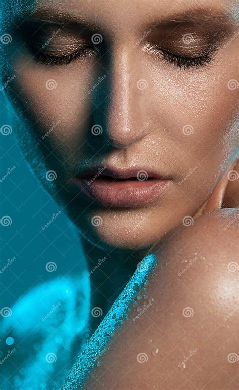 Very Woman Show Her Natural Look Stock Image Image Of Lips Natural