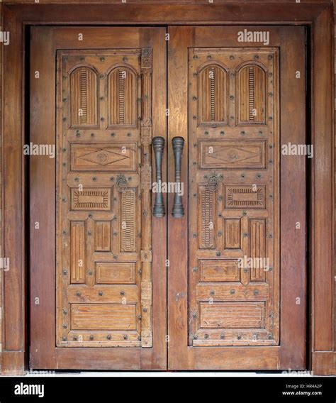 Indian Wooden Door Stock Photo Alamy