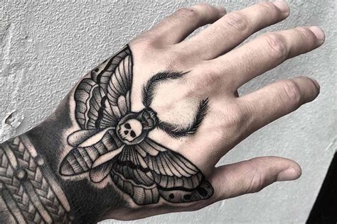 Hand Tattoo For Men Black Ink Tattoos Skull Tattoos Leg Tattoos Body