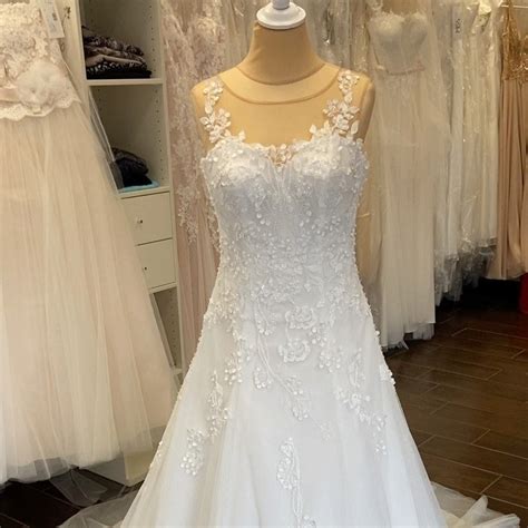 Unsere dienstleistungen im bereich zahnimplantate. Absolut Braut - Verkaufsoffener Sonntag am 10.05. 👗bitte...