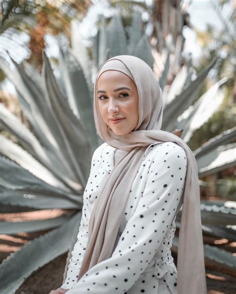 5 Hijab Styling Tips For Dressing Modestly In The Heat Hijab