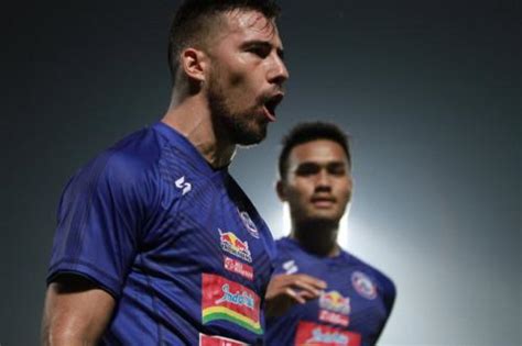 Türkiye, suudi arabistan, rusya ve türkmenistan'da faaliyet gösteren, alanında uzman bir mühendislik ve taahhüt şirketidir. Arema FC Terancam Kehilangan Jonathan Bauman : Okezone Bola