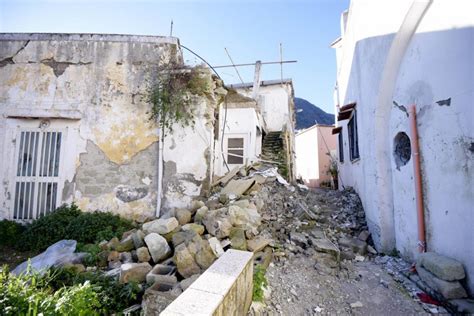 Il terremoto è stato avvertito dai residenti della campania meridionale, in particolare a salerno e. Terremoto Ischia, la Regione Campania ai Comuni ...