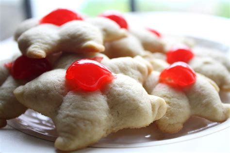 .for freezing cookies and share recipes of our best christmas cookies to freeze now so you can make the most of the holiday cookie baking season. 21 Best Ideas Christmas Cookies that Freeze Well - Most Popular Ideas of All Time