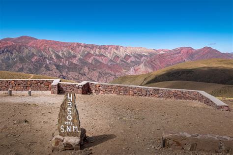 Serrania De Hornocal The Fourteen Colors Hill And Altitude Sign At