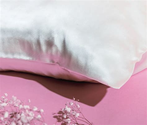 8 Best Silk Pillowcases For Hair And Skin Alterna Haircare