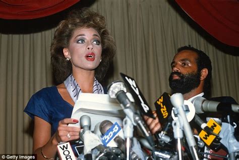 Vanessa Williams Becomes Miss America Judge Decades After Nude Scandal Lost Her The Title