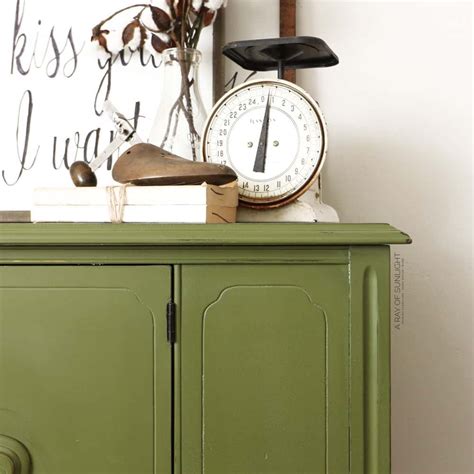 Mixing and spreading as you go, keep adding more blue until the final area of pure blue. Behr Chalk Paint Review
