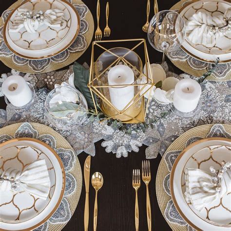Set A Glam Table For Your Nye Party With Our Glitzy Dinnerware