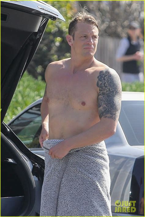 Joel Kinnaman Bares His Hot Body After Surfing At The Beach Photo Shirtless Photos