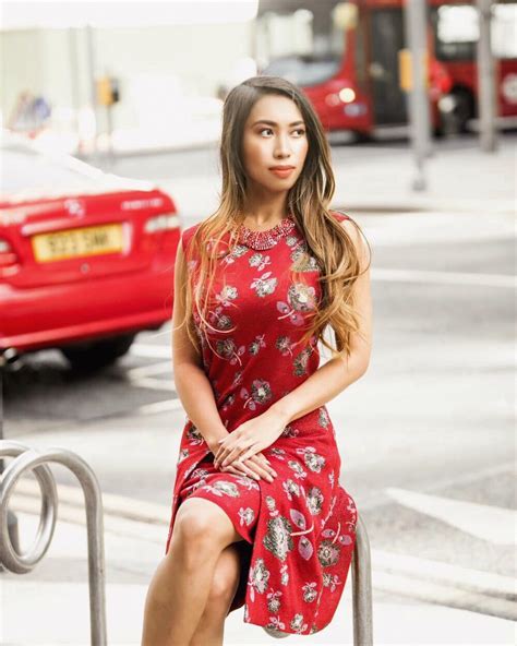 Foto Sweet Dr Amalina & 'Prince Harry' Buat Ramai Teruja ...