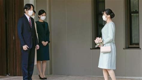 Japans Princess Mako Marries Commoner 7news