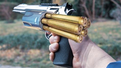 10 Most Powerful Pistols In The World Youtube