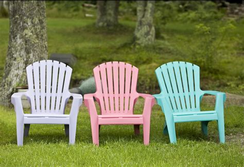 Check out our patio chairs selection for the very best in unique or custom, handmade pieces from our patio furniture shops. How to Paint Plastic Lawn Chairs | eHow