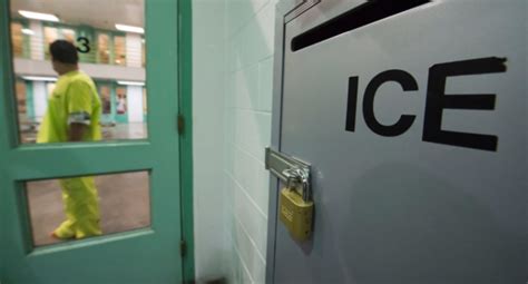 Gay Mexican Immigrant Arrested By Ice During Us Citizenship Application