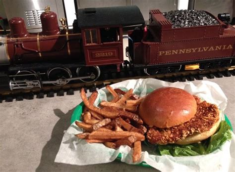 11 Train Themed Restaurants In Illinois For Railfans And History Buffs