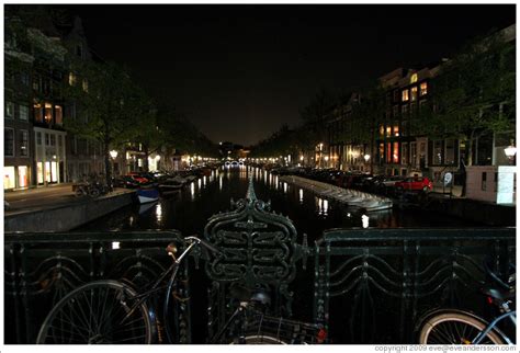 prinsengracht canal at night jordaan district photo id 14298 amsterda