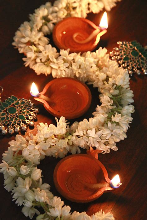Easy Diwali Décor Ideas Jasmine Garlands Can Add Instant Freshness To