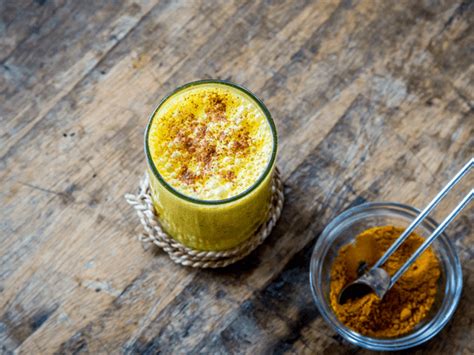 Turmeric offers numerous health benefits, and it's one of the most popular remedies in traditional chinese medicine. How To Make Haldi Doodh For Cough + 10 Health Benefits Of ...