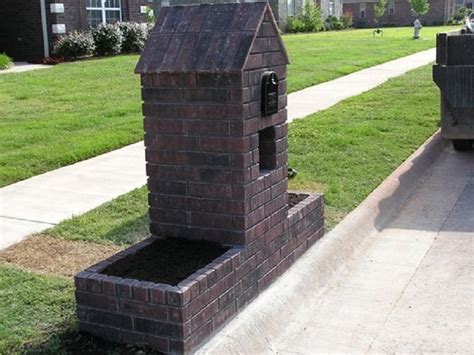 Create curb appeal to your outdoor space with this elegantly designed gray stacked stone brace and curved cap mailbox post offered by eye level. Custom Brick Mailbox Designs With Planters ~ http ...